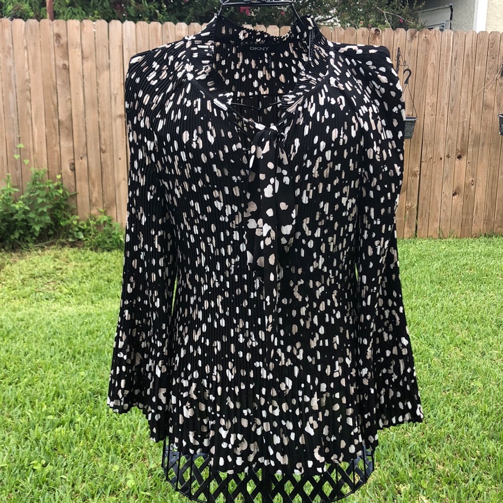 DKNY Long Sleeve Pleated Top